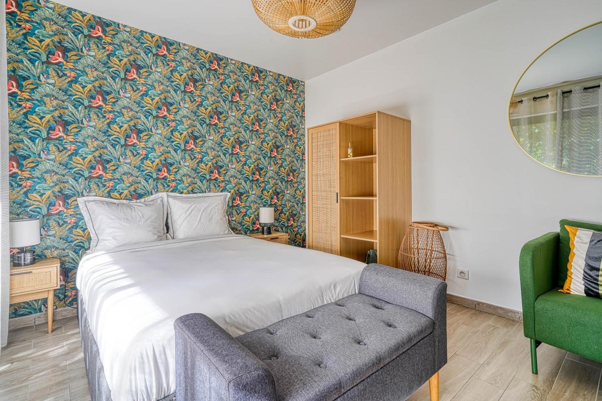 Superbe Studio Avec Terrasse Brunoy Εξωτερικό φωτογραφία